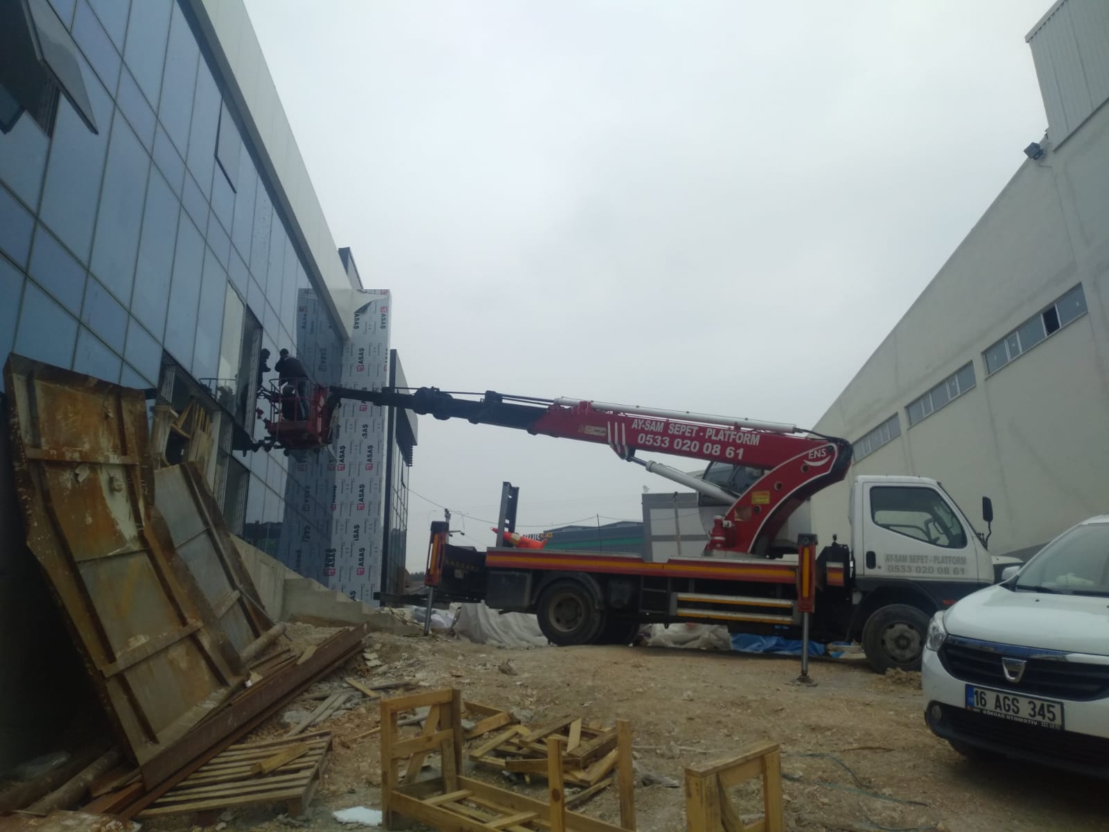 02cefc74-34b9-4829-af67-360d5c2cad61.jpg