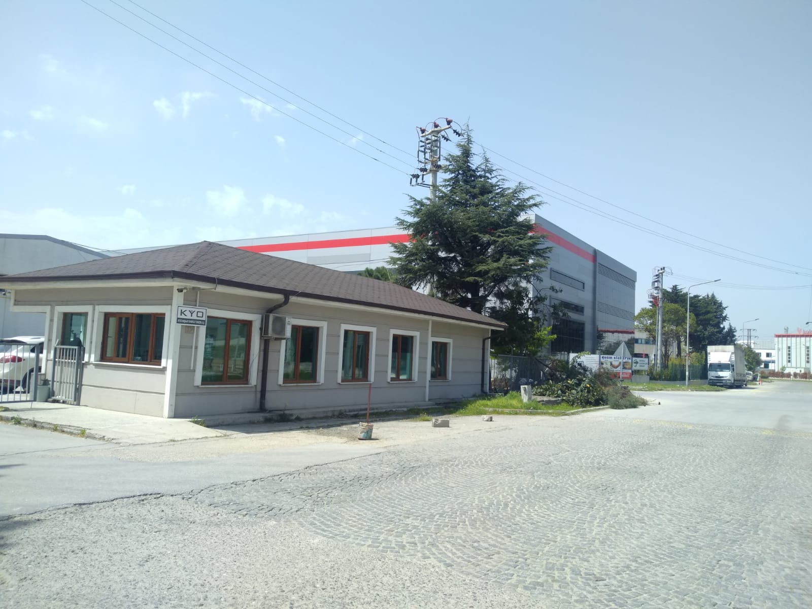 6ab551f7-ab27-4468-a465-f877dc7a41e2.jpg