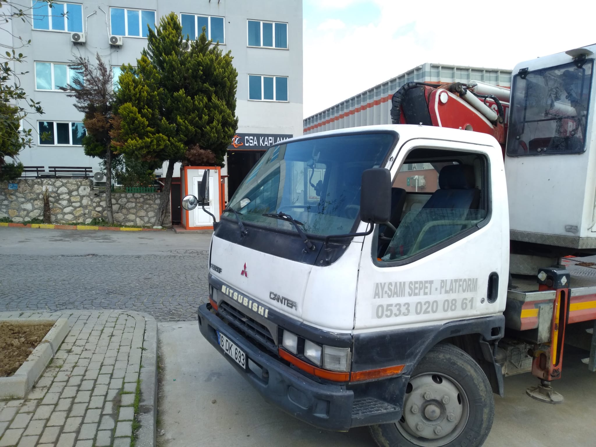 a1afcd78-2ab4-4ab8-bacc-595719e15679.jpg