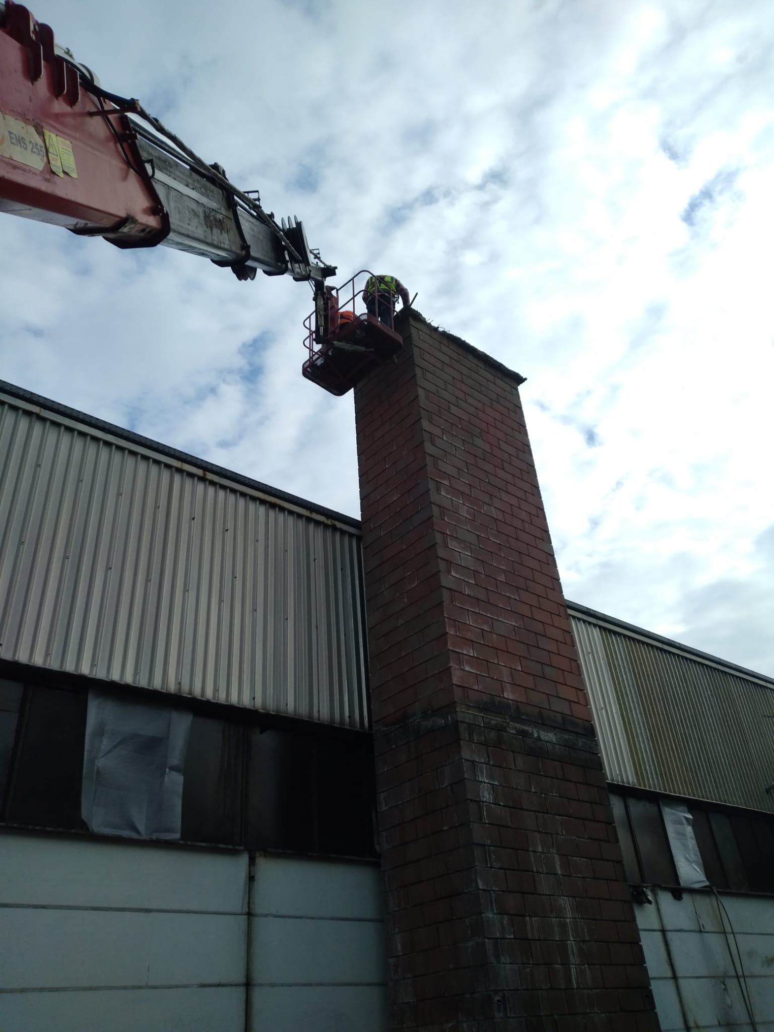 aadf0f1f-d854-410d-bc1d-eb67bec92822.jpg