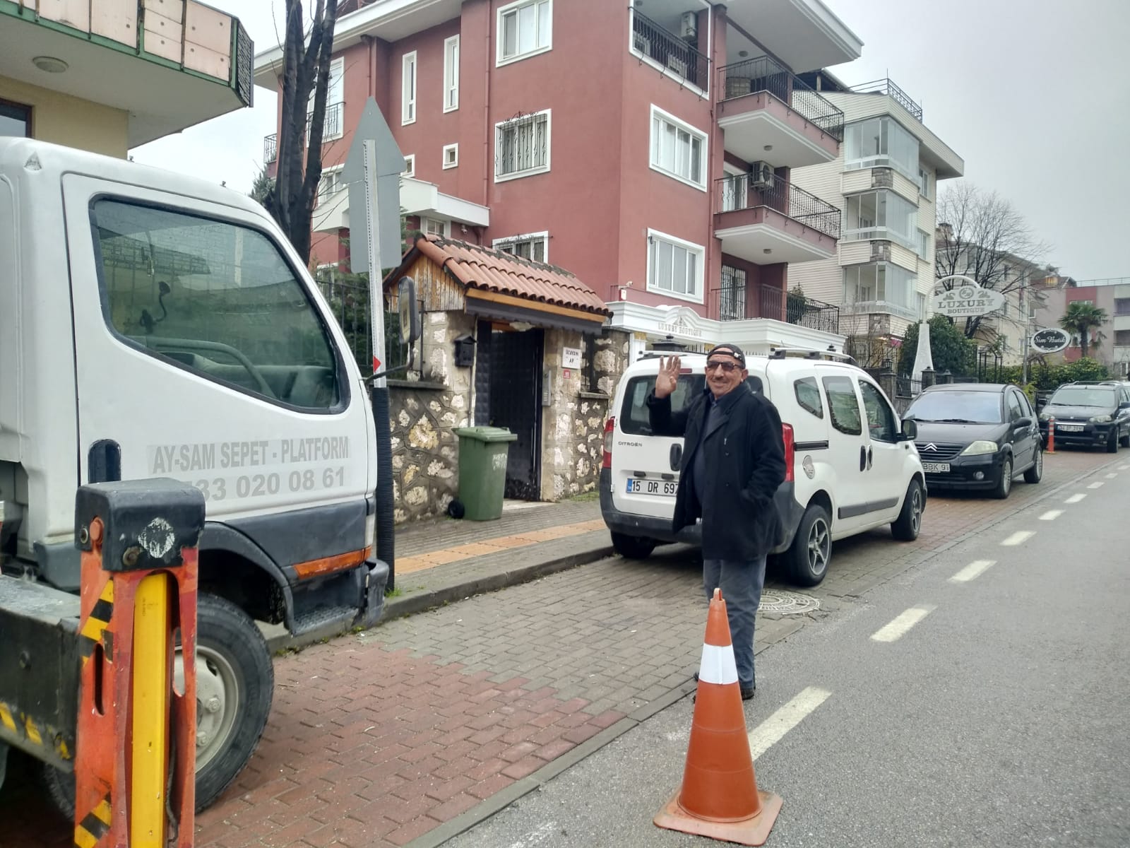 dd7f5760-318a-4144-b694-7ff77ef50a58.jpg
