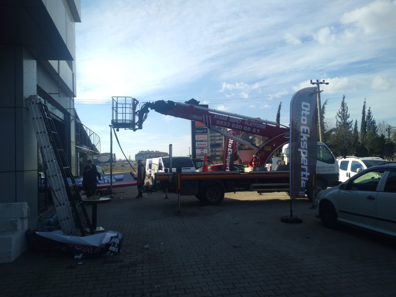f402e3ae-5391-4cc1-8eb1-0039375f99e5.jpg