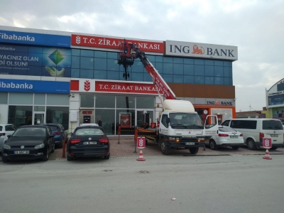 Nilüfer/Beşevler Ziraat Bankası Temizlik Çalışması