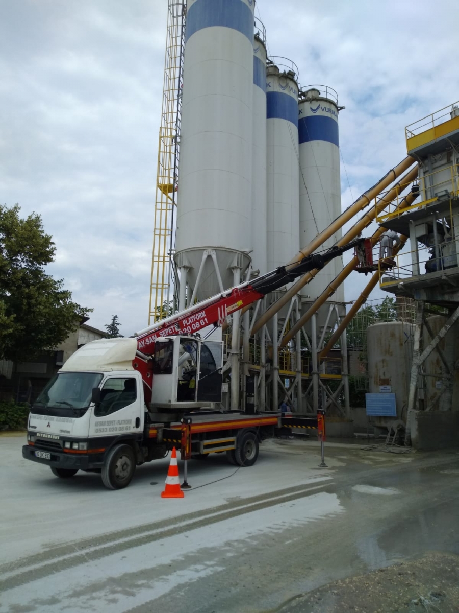 Nilüfer/Bademli Çimento Fabrikası Hat Temizleme Çalışması