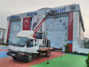 Nilüfer/Bursa Tabela Demontaj ve Montaj Çalışması